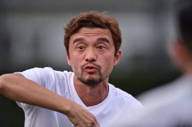 婷婷国产v国产偷v亚洲高清